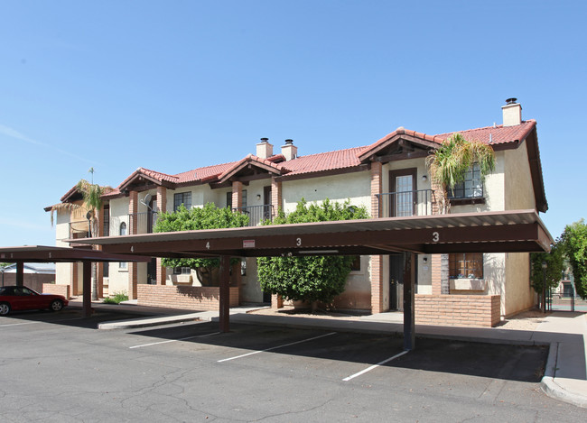 Por Oxford Park in Phoenix, AZ - Foto de edificio - Building Photo