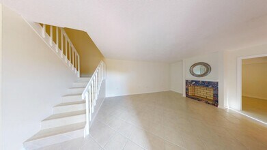 306 3rd Ln in Palm Beach Gardens, FL - Foto de edificio - Building Photo