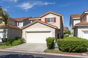 9574 Capricorn Way in San Diego, CA - Building Photo