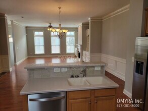 2098 Silas Way NW in Atlanta, GA - Building Photo - Building Photo