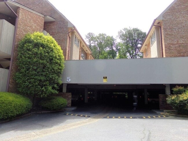 376 Merrimac Trail in Williamsburg, VA - Building Photo - Building Photo