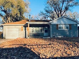 840 N El Paso Dr in Derby, KS - Building Photo