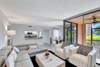 2255 Lindell Blvd in Delray Beach, FL - Building Photo - Building Photo