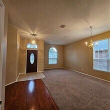 5808 Hidden Pine Ln in McKinney, TX - Building Photo - Building Photo
