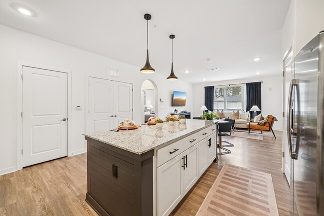 Colina Hillside in Birmingham, AL - Foto de edificio - Building Photo