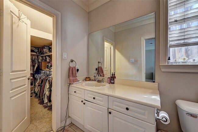 835 Rosine St in Houston, TX - Foto de edificio - Building Photo