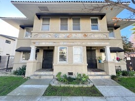 1224 E 1st St in Long Beach, CA - Building Photo
