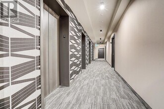 180 Front St E in Toronto, ON - Building Photo - Building Photo