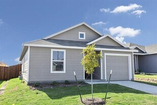 1411 Running Mare Wy in Crandall, TX - Building Photo