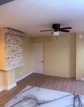 430-432-432 Norwich Ave in Norwich, CT - Building Photo - Building Photo