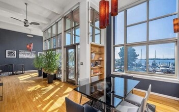 2901 Boston St, Unit 102 in Baltimore, MD - Foto de edificio - Building Photo