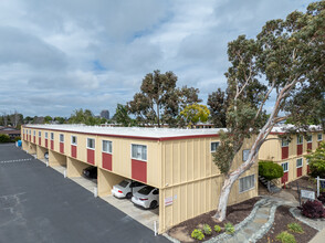 Fountaine East Condominiums in San Mateo, CA - Building Photo - Building Photo