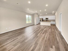 12275 Lake Conroe Hills Dr in Willis, TX - Building Photo - Building Photo