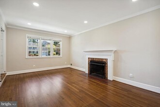 7722 Desdemona Ct in McLean, VA - Building Photo - Building Photo