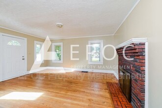 1804 Shady Mt Ave NE in Winston-Salem, NC - Building Photo - Building Photo