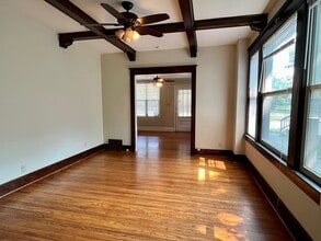 306 E Scarritt St in Springfield, IL - Building Photo - Building Photo