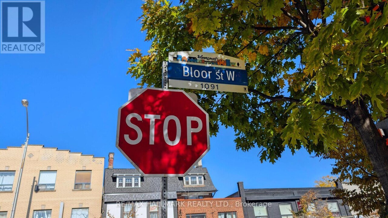 519 Gladstone Ave in Toronto, ON - Building Photo