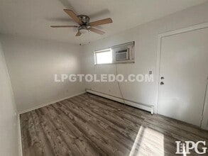 648 Eleanor Ave in Toledo, OH - Building Photo - Building Photo