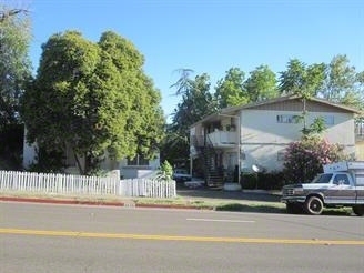 2164-2176 Placer St in Redding, CA - Building Photo