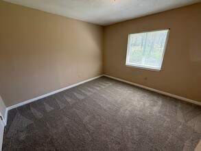 114 Nelson St SE in Silver Creek, GA - Building Photo - Building Photo