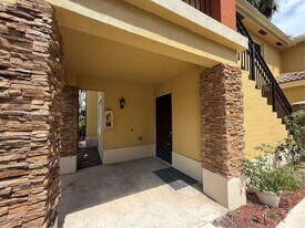 3390 NE 9th St in Homestead, FL - Building Photo