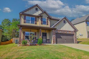 1907 Westminster Dr in Phenix City, AL - Building Photo