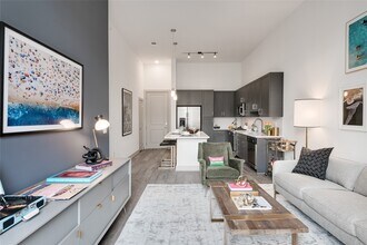 160 Birdsall St in Houston, TX - Building Photo - Building Photo