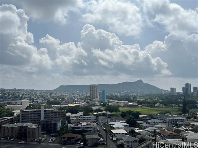 2754 Kuilei St in Honolulu, HI - Building Photo - Building Photo