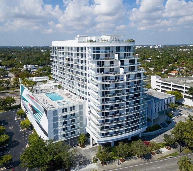 4250 Biscayne Blvd, Unit 1414 in Miami, FL - Foto de edificio - Building Photo