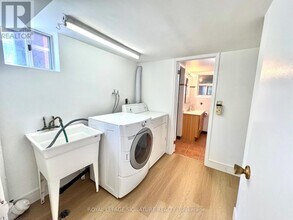 36 Ashmore Ave in Toronto, ON - Building Photo - Building Photo