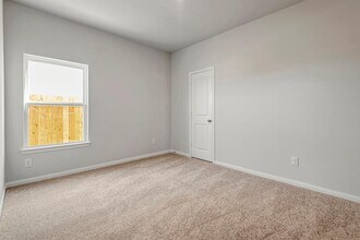 8021 Burnt Orchid Dr in Houston, TX - Building Photo - Building Photo