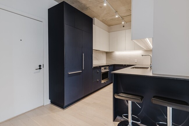 2180 Rue Sainte-Catherine E in Montréal, QC - Building Photo - Building Photo