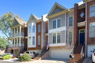 1467 Wembley Ct NE in Atlanta, GA - Building Photo - Building Photo