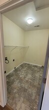505 N Kentucky Dr in Moses Lake, WA - Building Photo - Building Photo