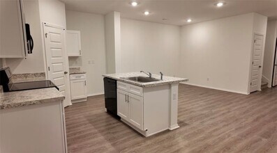 6705 SW Dignity Ave in Bentonville, AR - Building Photo - Building Photo