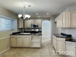 8009 Rancho Dorado Ct NW in Albuquerque, NM - Building Photo - Building Photo