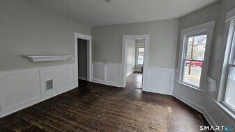 1165 Noble Ave in Bridgeport, CT - Building Photo