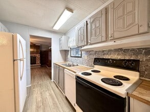 965 Weems Chapel Rd in Mosheim, TN - Building Photo - Building Photo