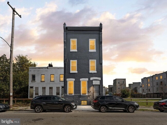 property at 1923 N 20th St