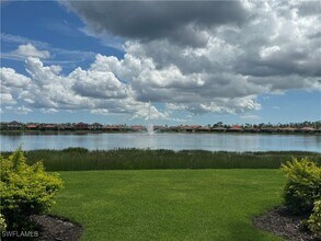 1431 Santiago Cir in Naples, FL - Building Photo - Building Photo