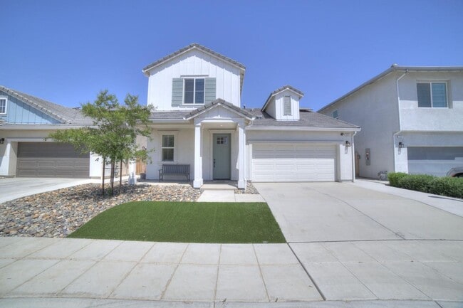 property at 371 Traverse Dr S