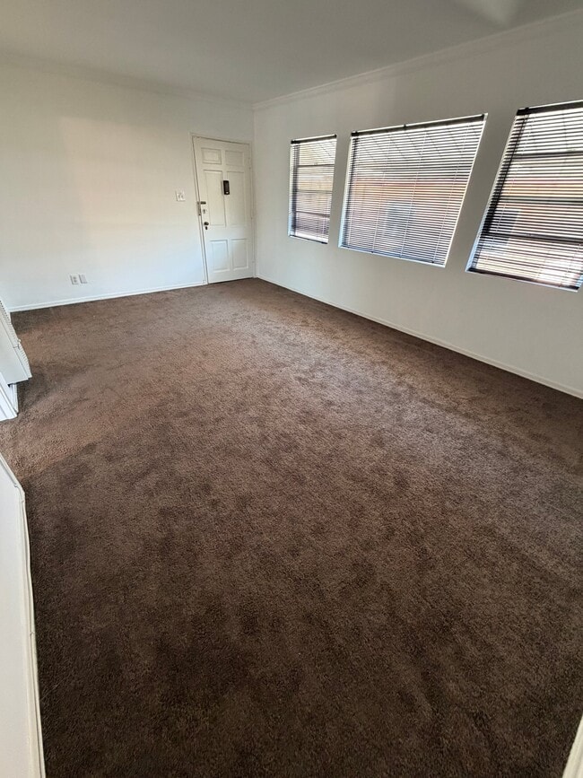918 N Market St, Unit 5 in Inglewood, CA - Building Photo - Building Photo