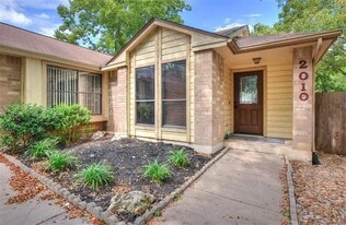 2010 Elder Way in Round Rock, TX - Building Photo