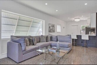 1005 NE 16th Pl in Fort Lauderdale, FL - Building Photo - Building Photo