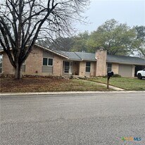 805 Timber Dr in New Braunfels, TX - Building Photo