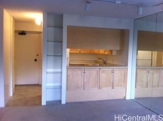 3138 Waialae Ave in Honolulu, HI - Building Photo - Building Photo