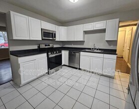 2349 Wilson St in Gary, IN - Foto de edificio - Building Photo