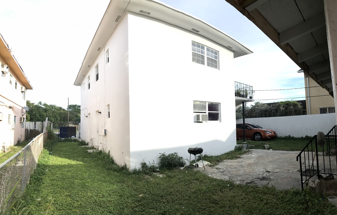 7638 N Miami Ave in Miami, FL - Building Photo