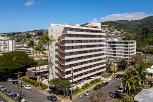 The Oahuan Tower in Honolulu, HI - Building Photo