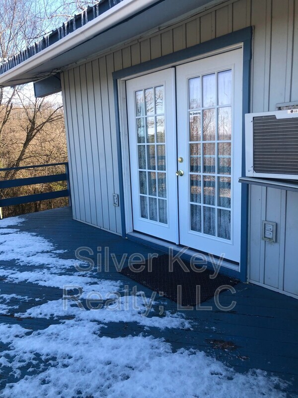 194 Setterberg Rd in Philadelphia, TN - Building Photo - Building Photo